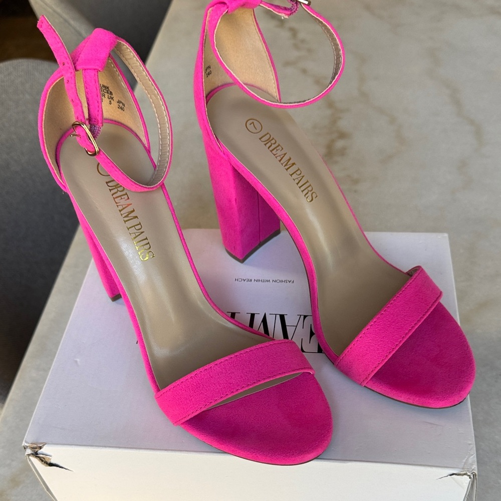 Dream Pairs Fuchsia Block Heel Sandals